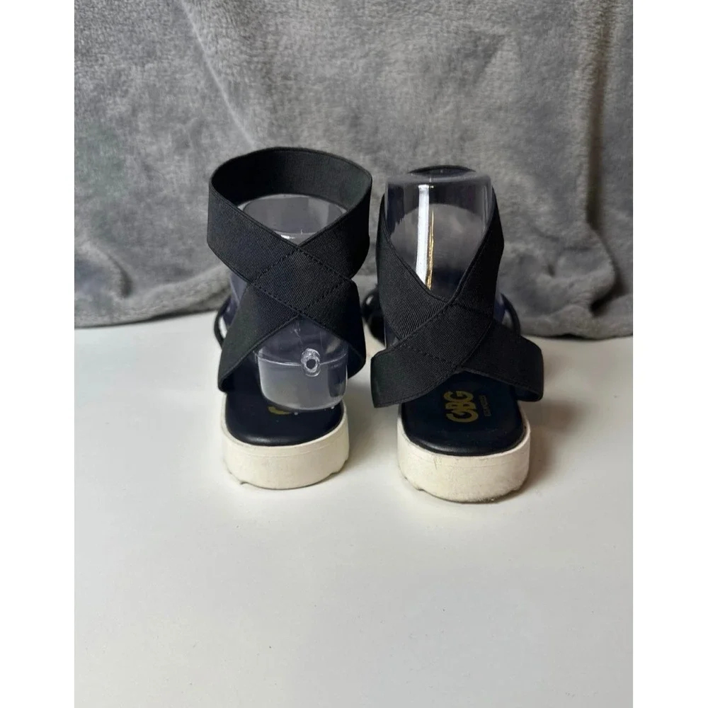 G by Guess GBG Black‎ Elastic Ankle Strap Sandals Wedges Gold Logo Accent 8.5